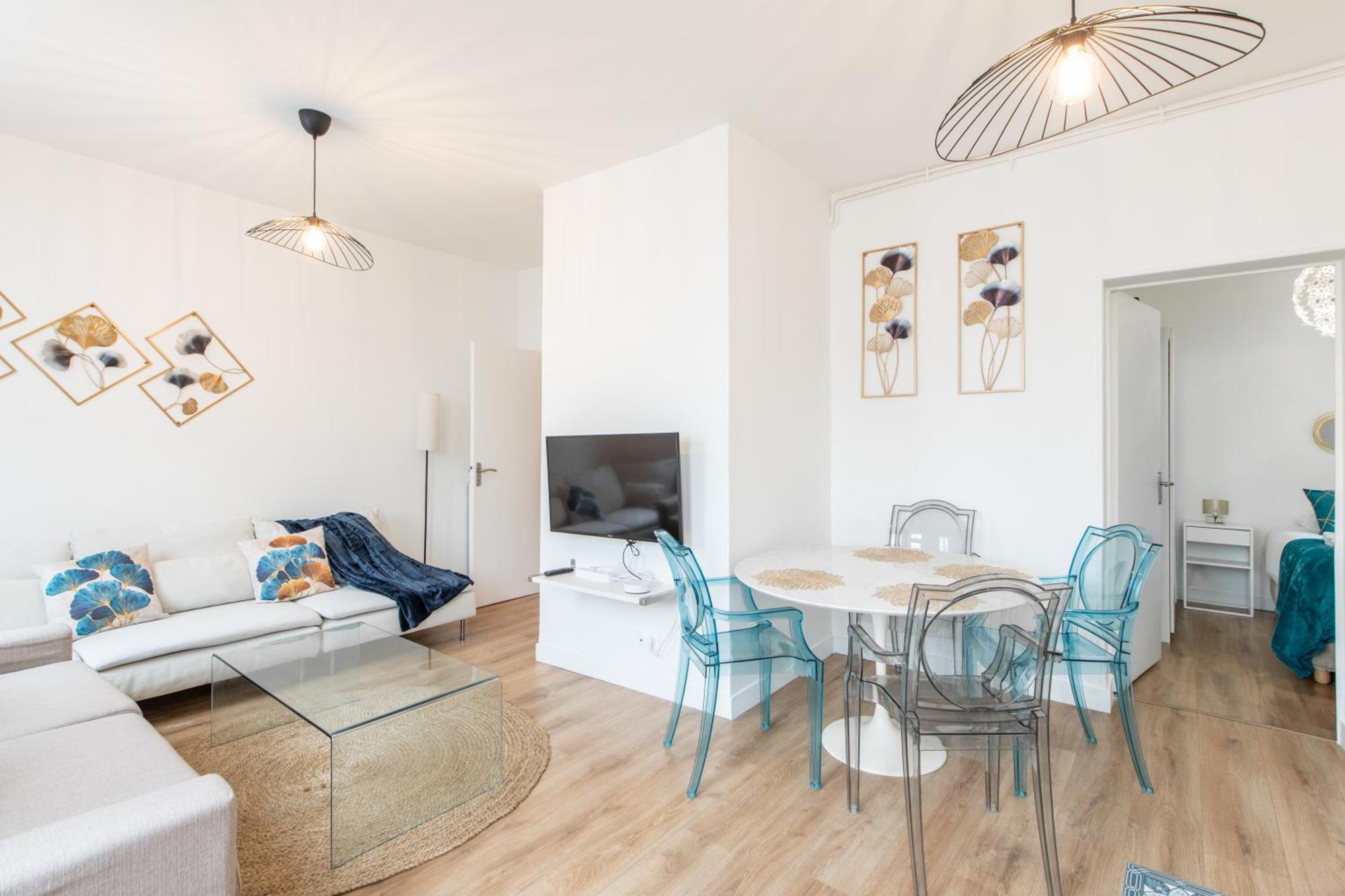 Spacious And Bright 2-Bedroom Large Apartment Very Close To Paris - Near Metro Boulogne-Billancourt Esterno foto