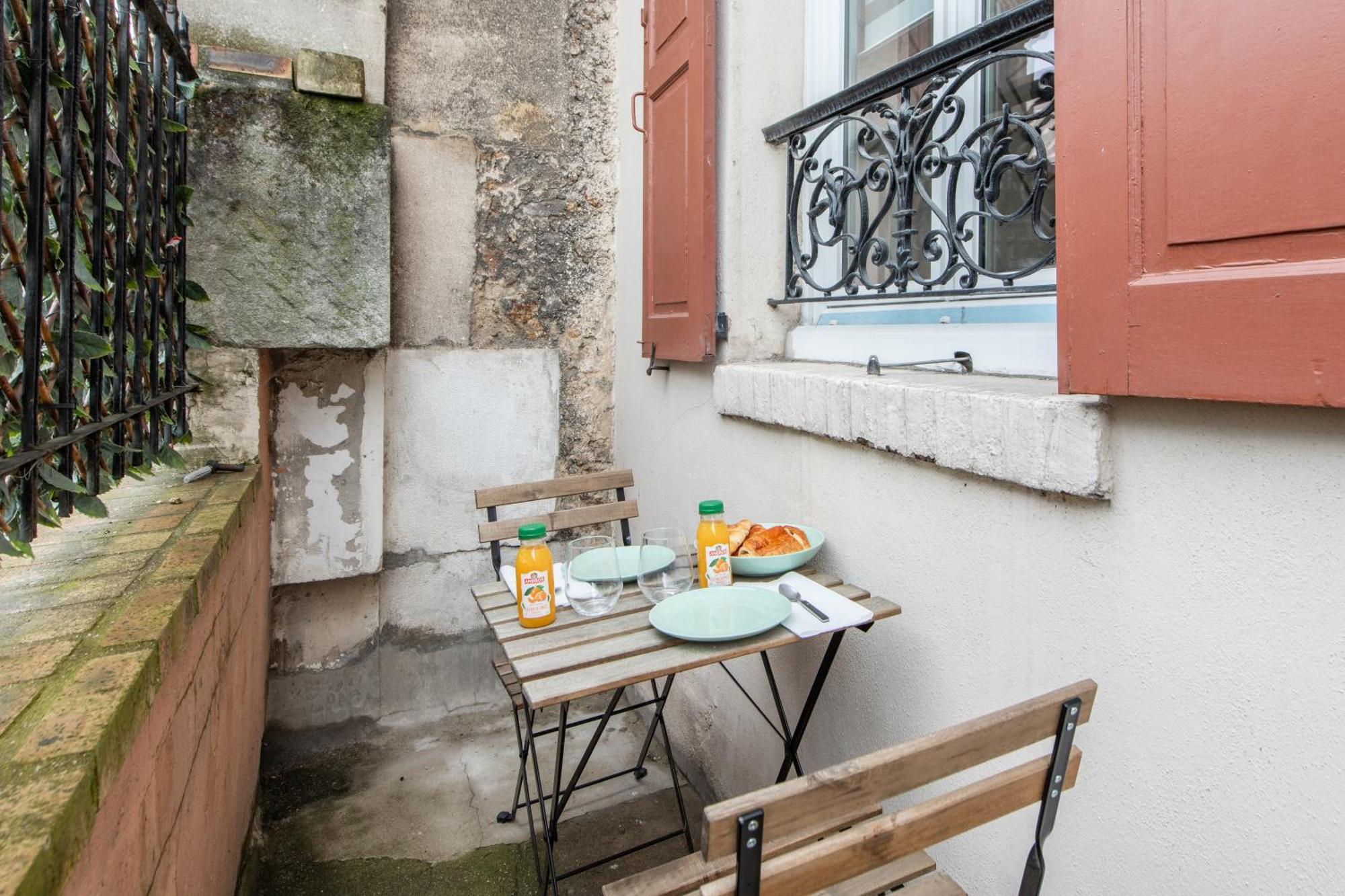 Spacious And Bright 2-Bedroom Large Apartment Very Close To Paris - Near Metro Boulogne-Billancourt Esterno foto