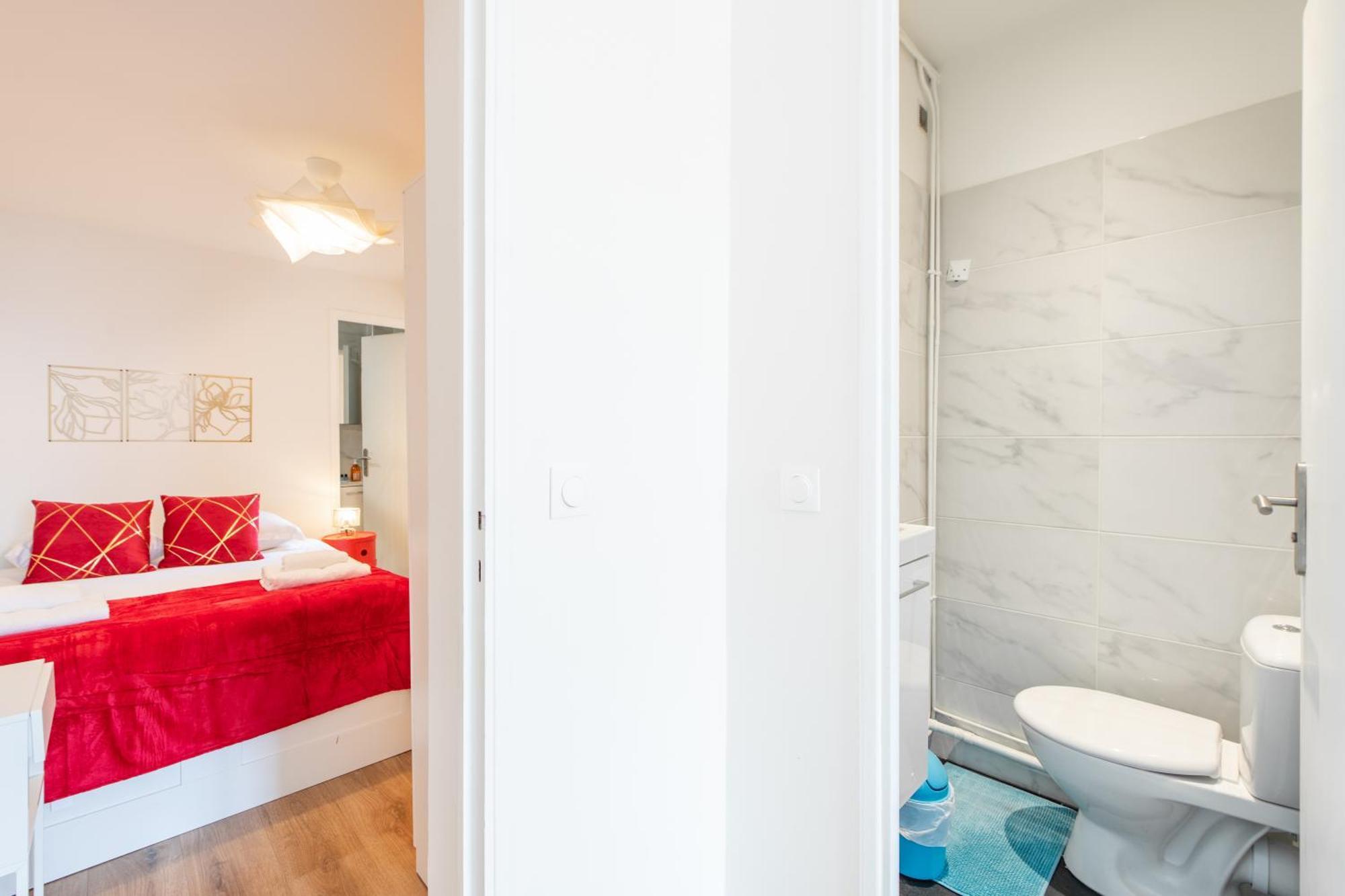 Spacious And Bright 2-Bedroom Large Apartment Very Close To Paris - Near Metro Boulogne-Billancourt Esterno foto