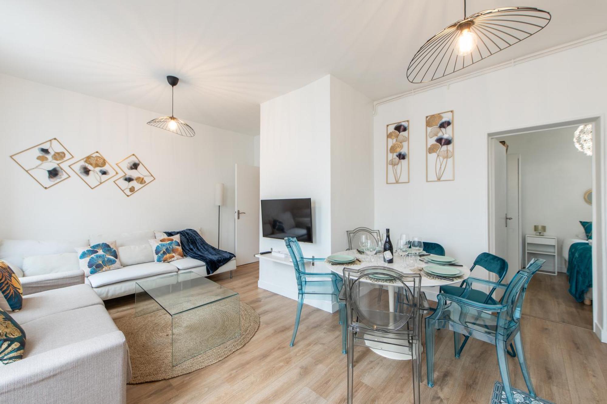 Spacious And Bright 2-Bedroom Large Apartment Very Close To Paris - Near Metro Boulogne-Billancourt Esterno foto