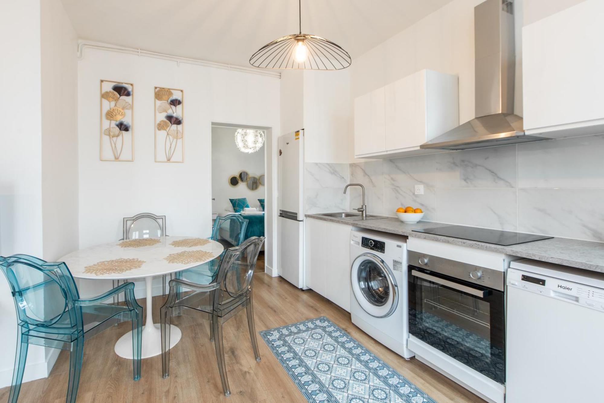 Spacious And Bright 2-Bedroom Large Apartment Very Close To Paris - Near Metro Boulogne-Billancourt Esterno foto