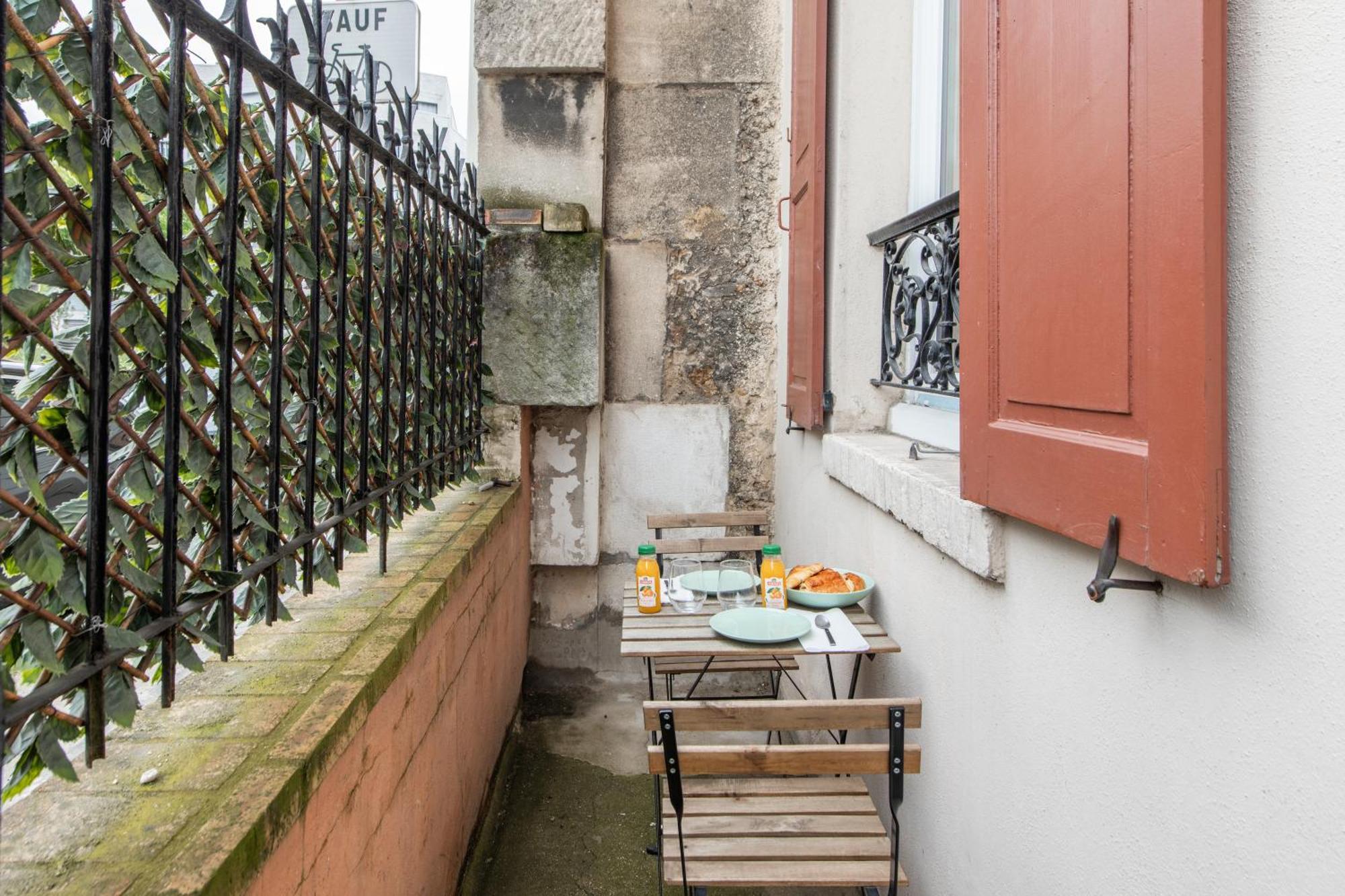 Spacious And Bright 2-Bedroom Large Apartment Very Close To Paris - Near Metro Boulogne-Billancourt Esterno foto